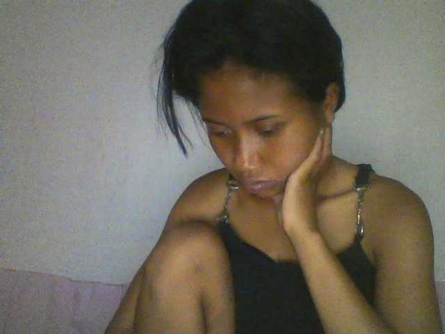 YoungNatie's BongaCams show and profile