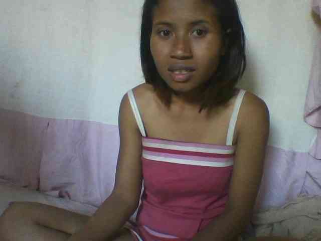 YoungNatie webcam