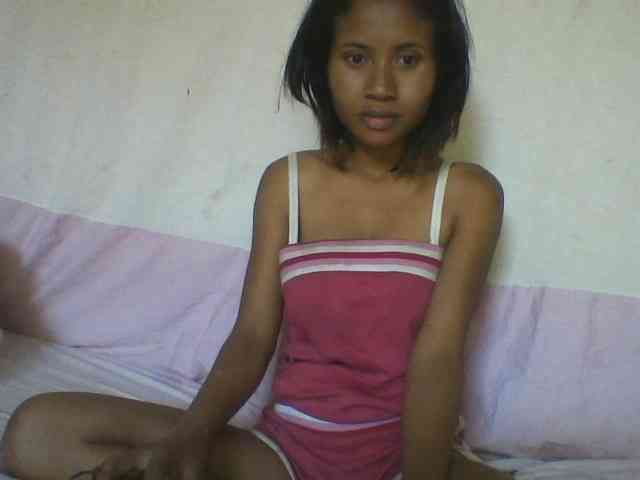 YoungNatie webcam