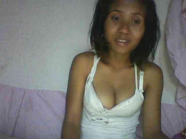 YoungNatie webcam