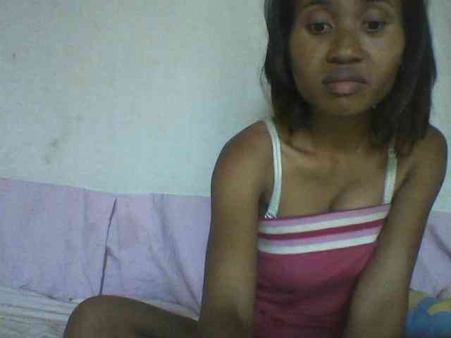 YoungNatie webcam