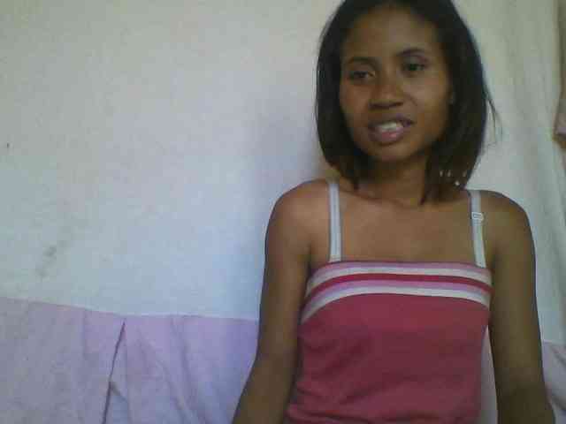 YoungNatie webcam