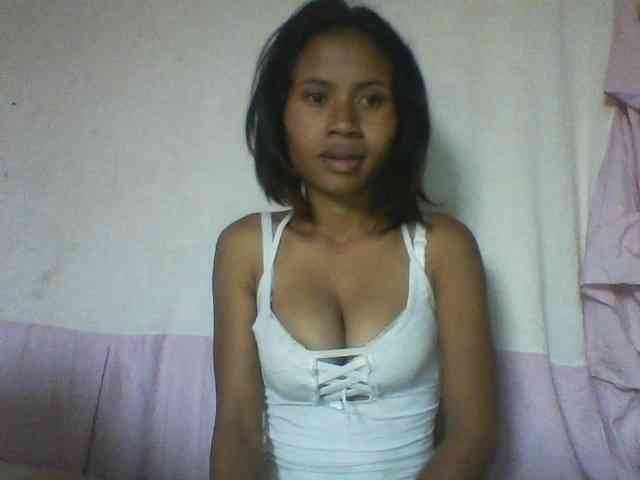 YoungNatie webcam