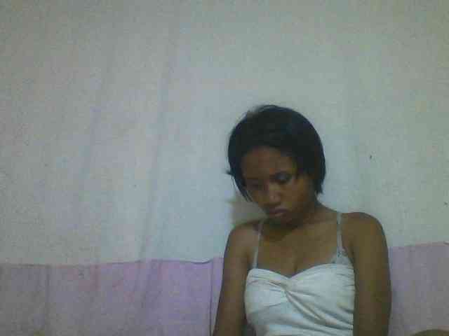 YoungNatie Live Webcam on BongaCams