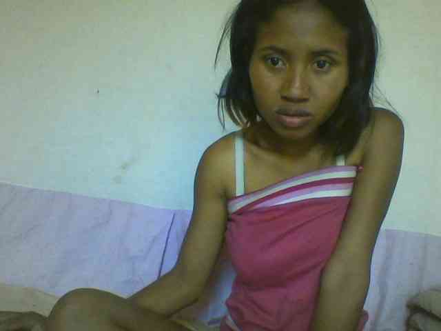 YoungNatie webcam