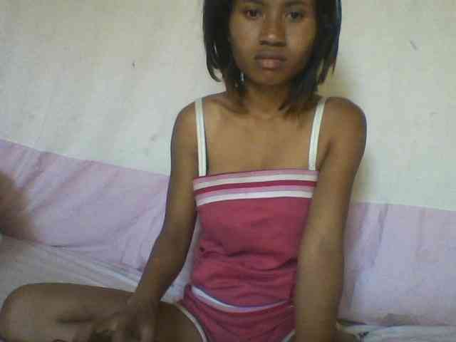 YoungNatie webcam
