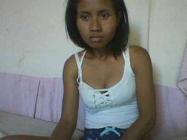 YoungNatie webcam
