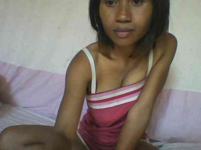 YoungNatie webcam