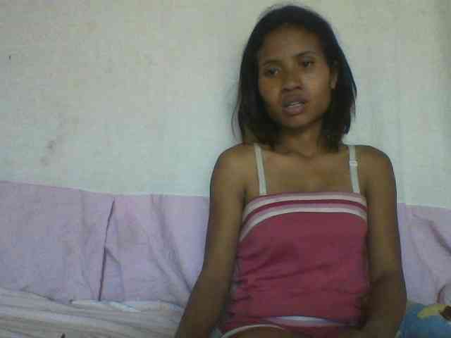 YoungNatie webcam