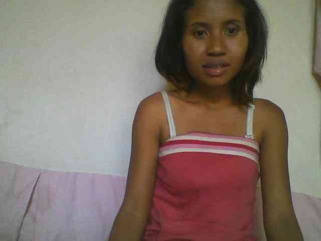 YoungNatie webcam