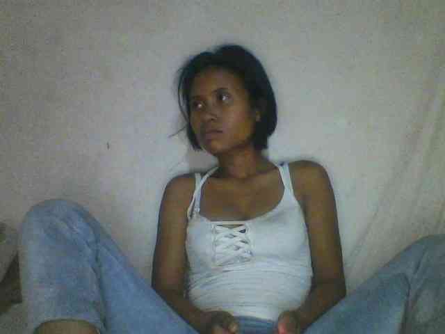 YoungNatie Live Webcam on BongaCams