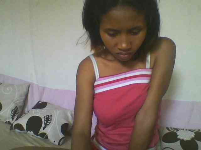 YoungNatie webcam