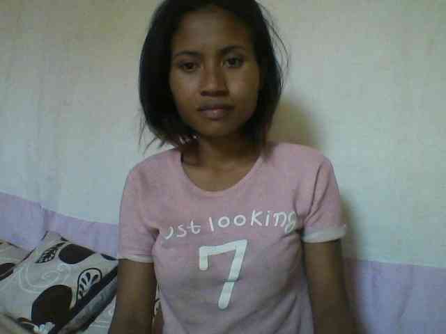 YoungNatie webcam