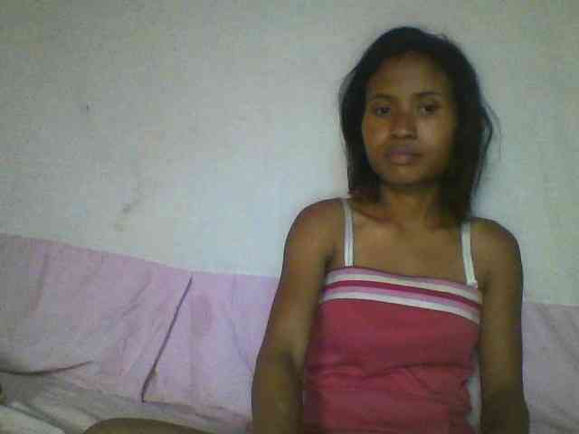 YoungNatie webcam