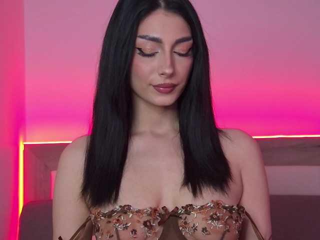 AnyaLobb's BongaCams show and profile