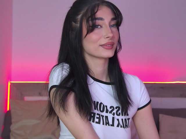 AnyaLobb's BongaCams show and profile