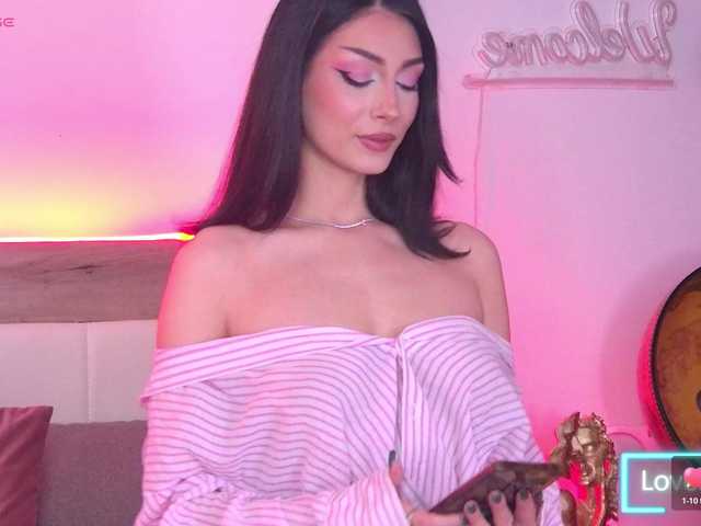 AnyaLobb's BongaCams show and profile