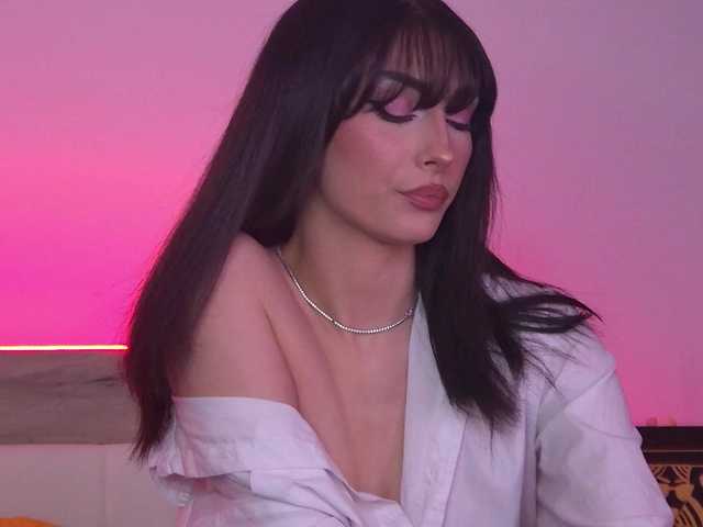 AnyaLobb's BongaCams show and profile