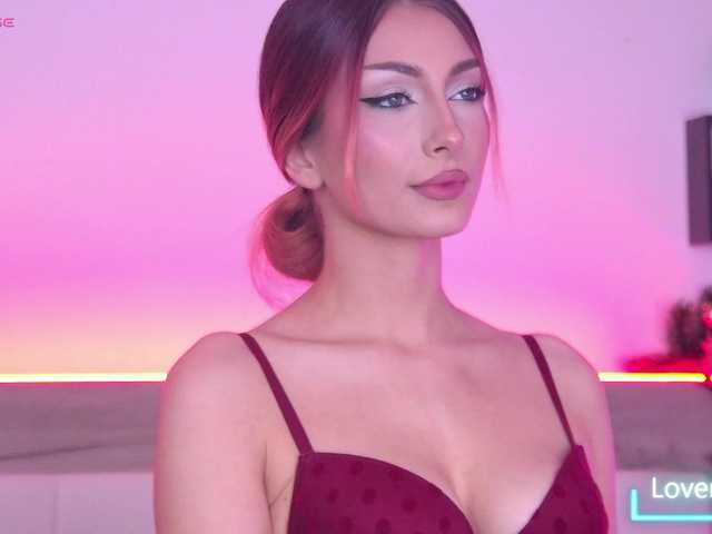 AnyaLobb's BongaCams show and profile