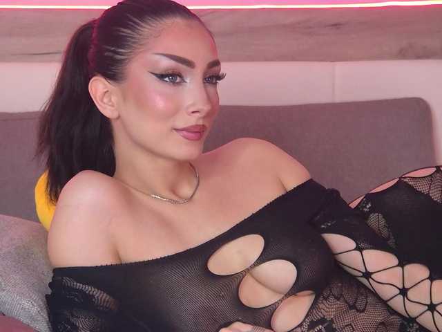 AnyaLobb's BongaCams show and profile