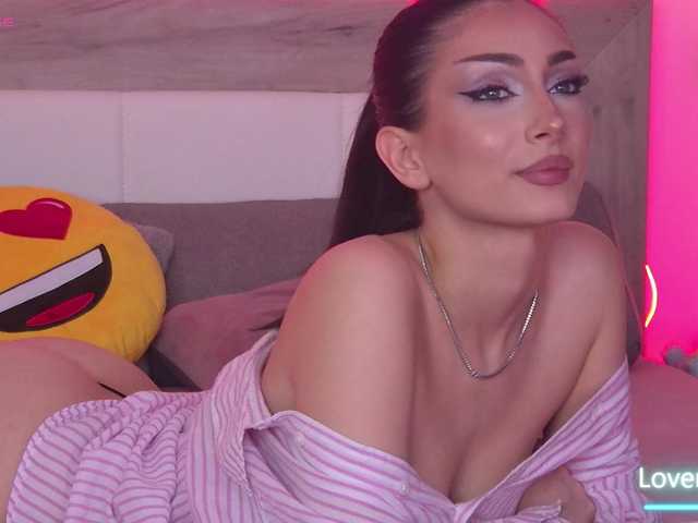 AnyaLobb's BongaCams show and profile