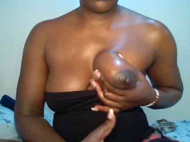 cecil-babie11 Live Webcam on BongaCams