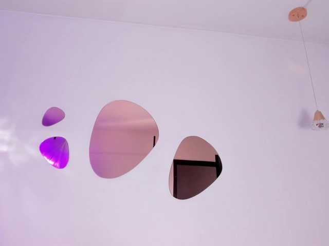 Sara-Parkeer's BongaCams show and profile