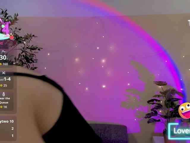 Alexa-Daddario webcam