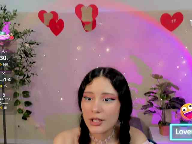 Alexa-Daddario webcam