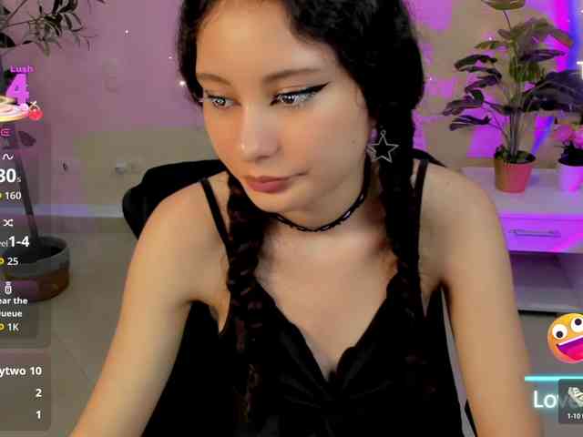 Alexa-Daddario webcam