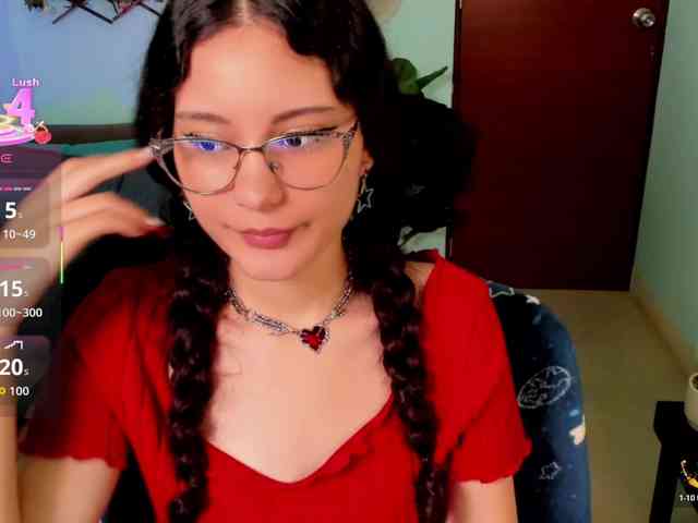 Alexa-Daddario Alexa-Daddario