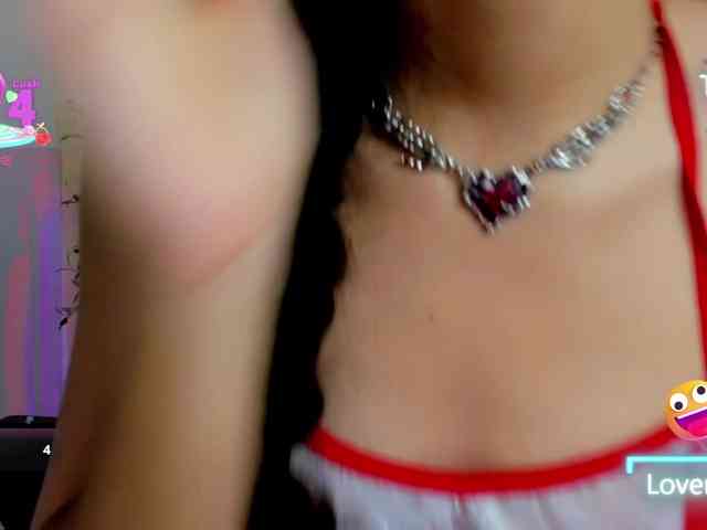 Alexa-Daddario webcam