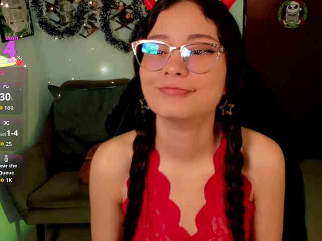 Alexa-Daddario Alexa-Daddario