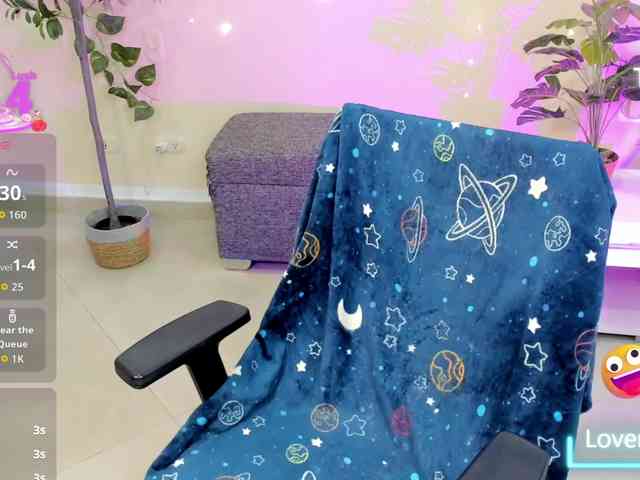 Alexa-Daddario webcam