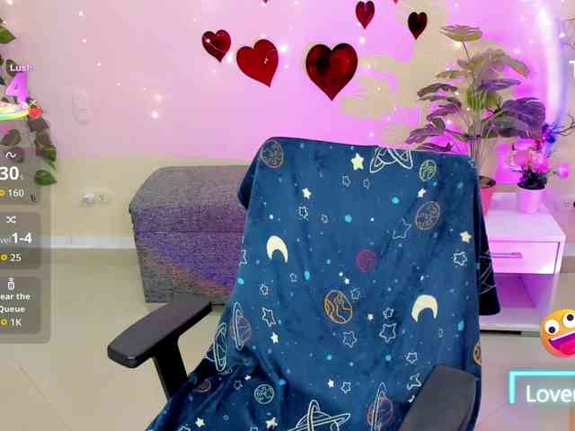 Alexa-Daddario webcam