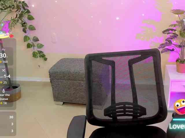 Alexa-Daddario Live Webcam on BongaCams