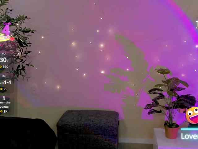 Alexa-Daddario webcam