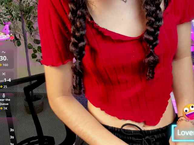 Alexa-Daddario webcam