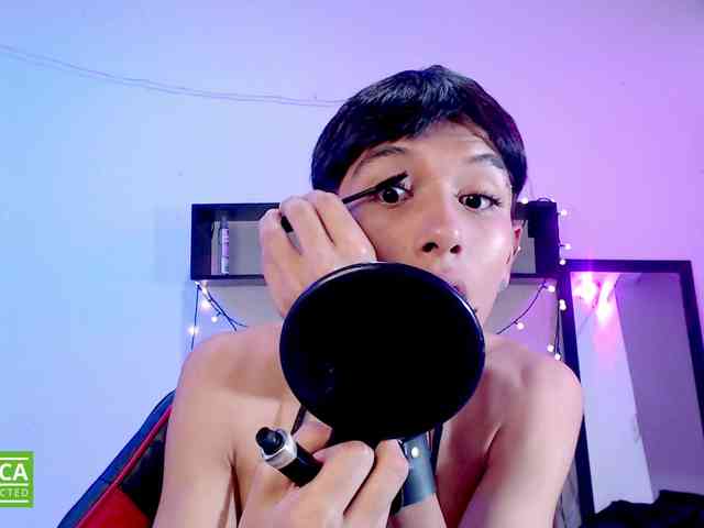 MAXIMILIANO-HOT