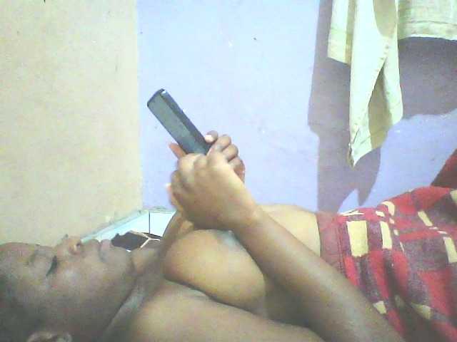 jojoosiwa webcam bongacams model stream image