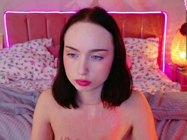 эро с MonikaCarter