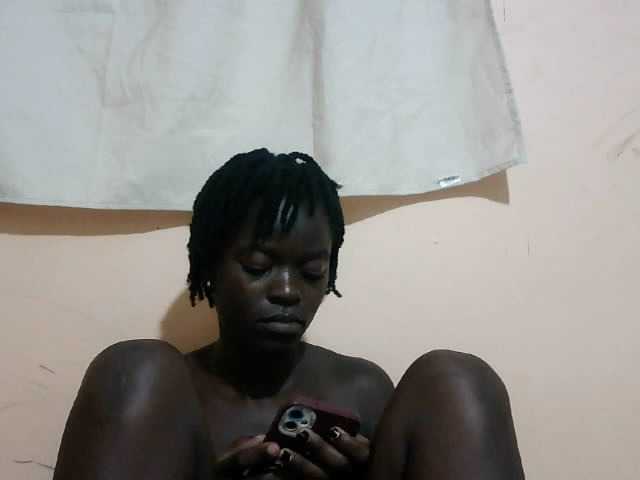 PrettyLove Live Cam on BongaCams