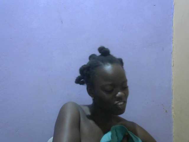 PrettyLove from BongaCams