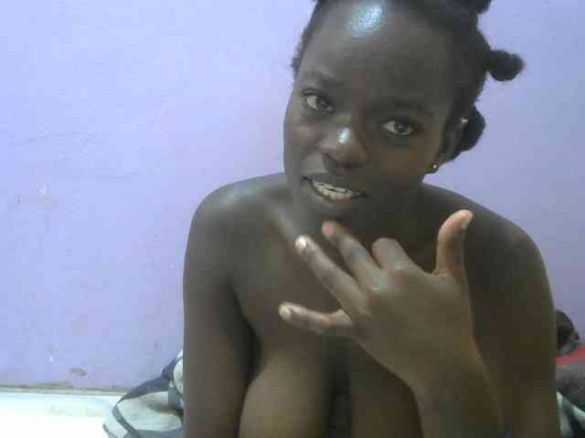PrettyLove webcam