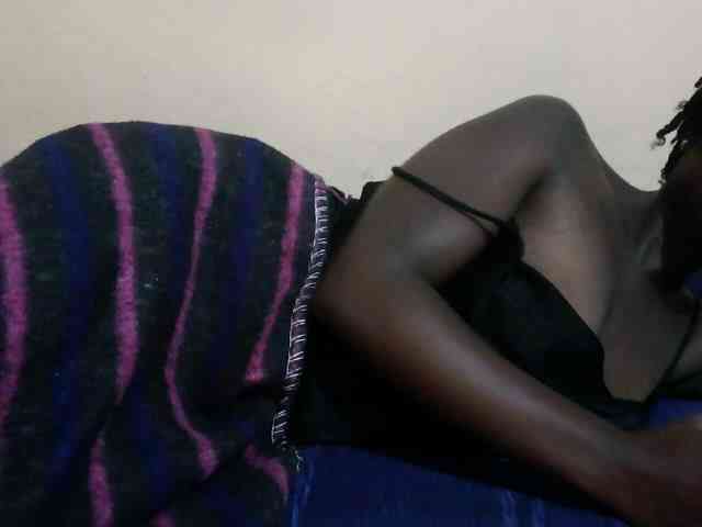 PrettyLove Live Webcam on BongaCams