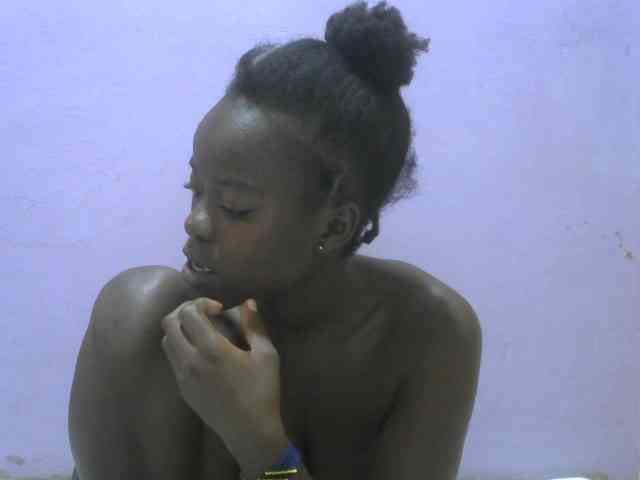 PrettyLove webcam