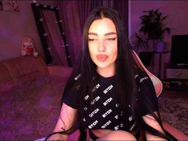 yoursLina