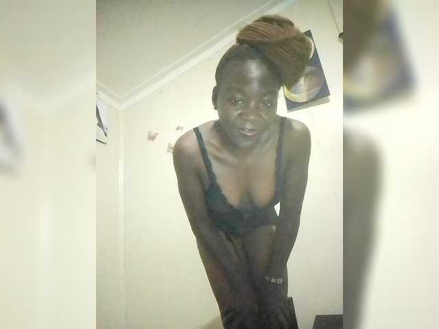 Sexyrozel's BongaCams show and profile