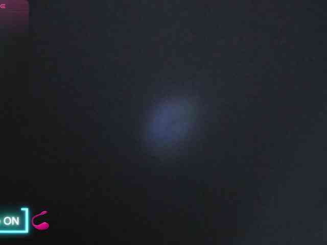 MiiaaCollinss webcam