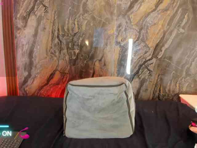 MiiaaCollinss MiiaaCollinss